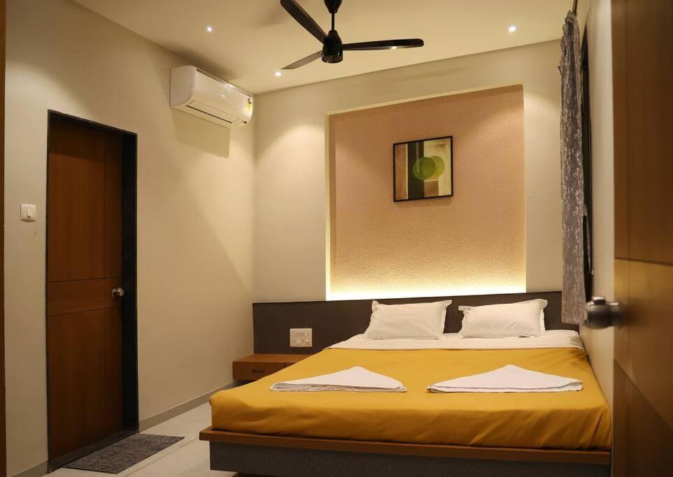 'Sumadhu Homes - 201 ' Kolhapur Eksteriør billede